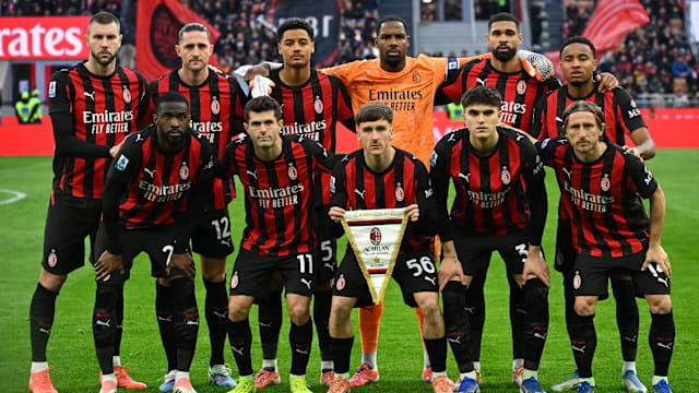 官方：洛萨诺遭遇肌肉过劳，缺席对阵巴拉圭的友谊赛（官宣：洛萨诺因肌肉疲劳无缘与巴拉圭的热身赛）