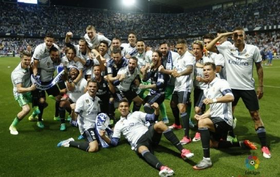 姆巴佩：于帕在本赛季属于世界最佳后卫，受到关注是很正常的（姆巴佩：于帕本赛季跻身世界顶级后卫，备受关注并不意外）