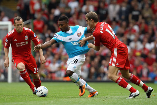 维埃里：现在拿皮奥和其他人比较毫无意义，应该让他安心踢球（维埃里：别再拿皮奥与他人对比，让他专注踢球）