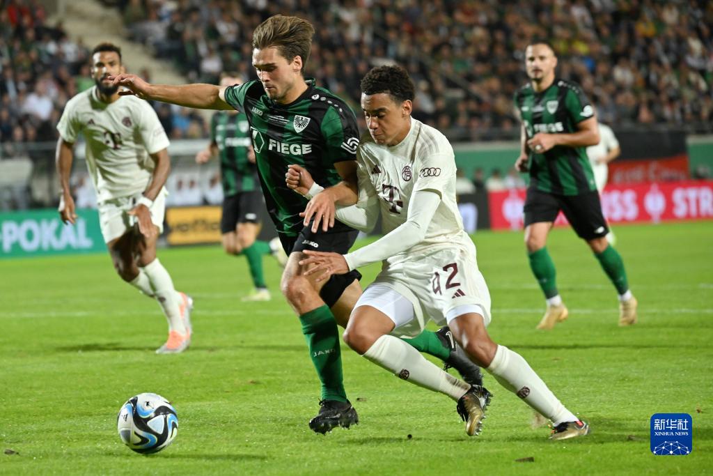 轰36+13+7夺冠！中国男篮又一15岁2米03前锋蹿升：新版小丁太猛（砍下36+13+7助队封王！中国男篮15岁2米03锋线新星崛起：新版小丁太猛）