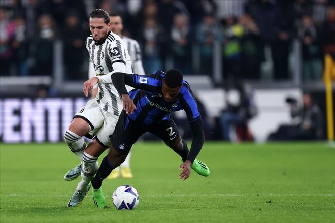 阿斯：莫斯克拉接近被西班牙国家队征召，哥伦比亚也在争取他（阿斯报：西班牙国家队接近召入莫斯克拉，哥伦比亚同样在争取）