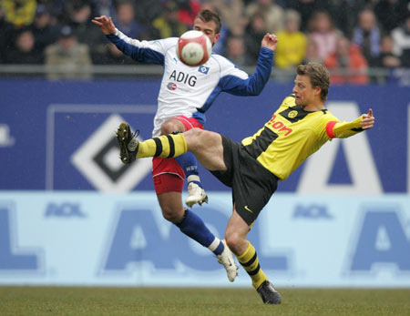 杰伦威半场打爆巴特勒，亚历山大38+3+4，雷霆拒绝22分逆转双杀勇士（杰伦威半场碾压巴特勒，亚历山大38分3板4助，雷霆顶住22分反扑完成对勇士双杀）