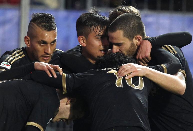 卖奖杯、卖主力、等收购，破产后的球队何去何从（变卖奖杯与主力、寄望收购：破产球队路在何方）