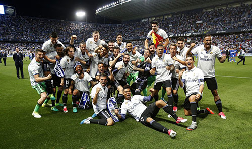 官方：22岁195cm前锋大卫相泽加盟神户胜利船（神户胜利船官宣签下22岁、身高195cm的前锋大卫相泽）