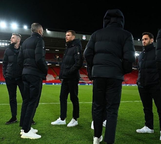 客战广岛三箭，申花后于汉超时代首战需全力争胜（客场挑战广岛三箭，申花后于汉超首战誓争三分）