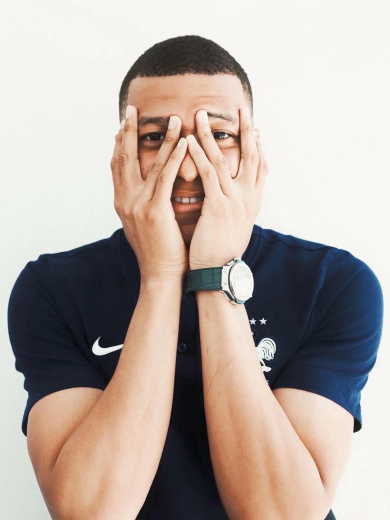 2025／26赛季英超：阿斯顿维拉VS阿森纳！英超第三大战英超榜首球队（2025／26英超：阿斯顿维拉迎战阿森纳，第3名挑战领头羊！）