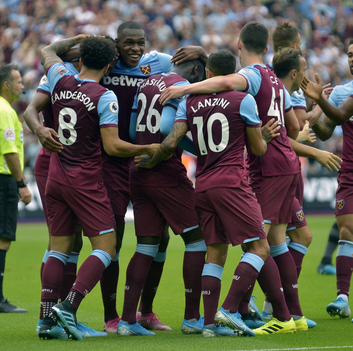 卢卡斯-恩梅加：以维尔茨的实力肯定能立足英超，他需要适应（卢卡斯-恩梅加：维尔茨有实力立足英超，仍需时间适应）